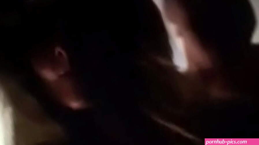 Melissa Rauch nude sex scene in The Bronze