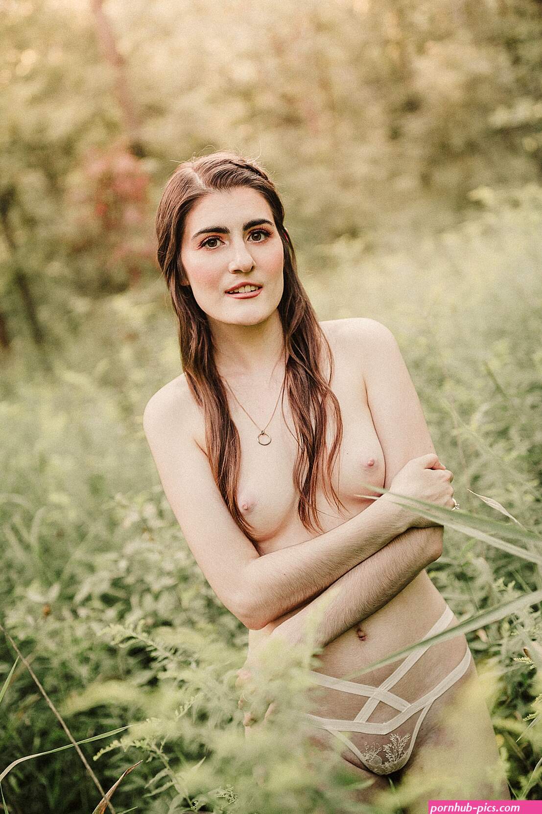 Outdoor Nude Boudoir Shoot