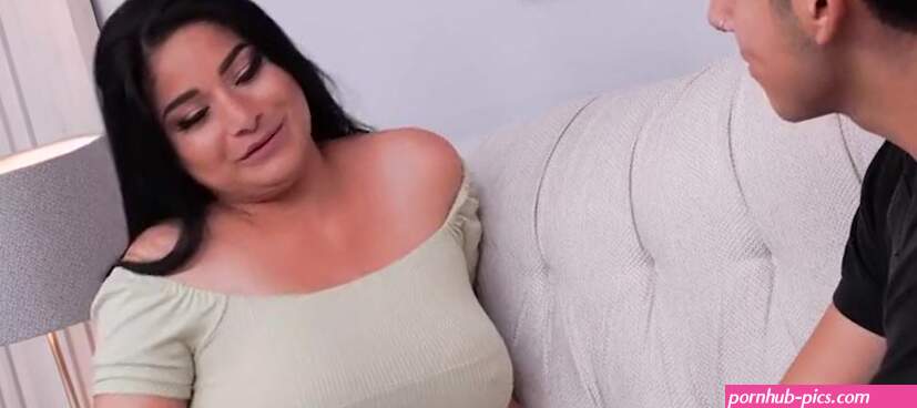 Horny Stepmom Fucked Hard by Her Stepson
