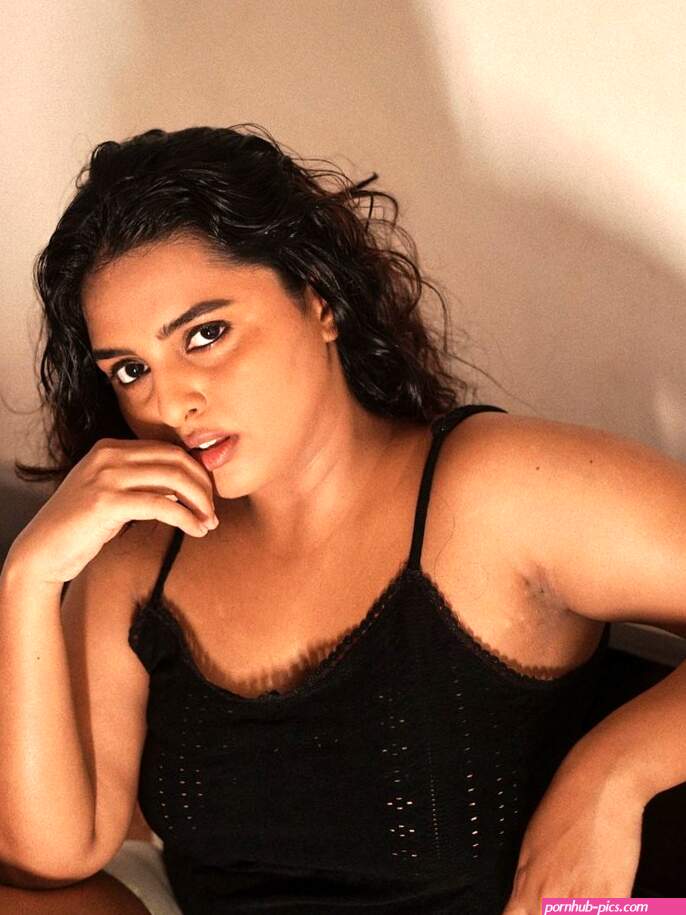 tamilvani sexy photos