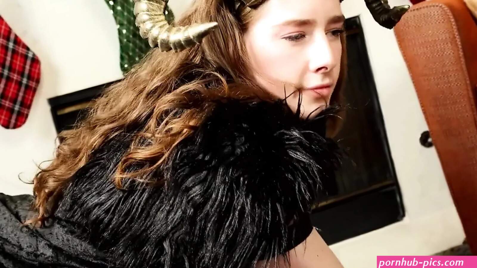 Femout XXX: Jill Pills festlicher fick