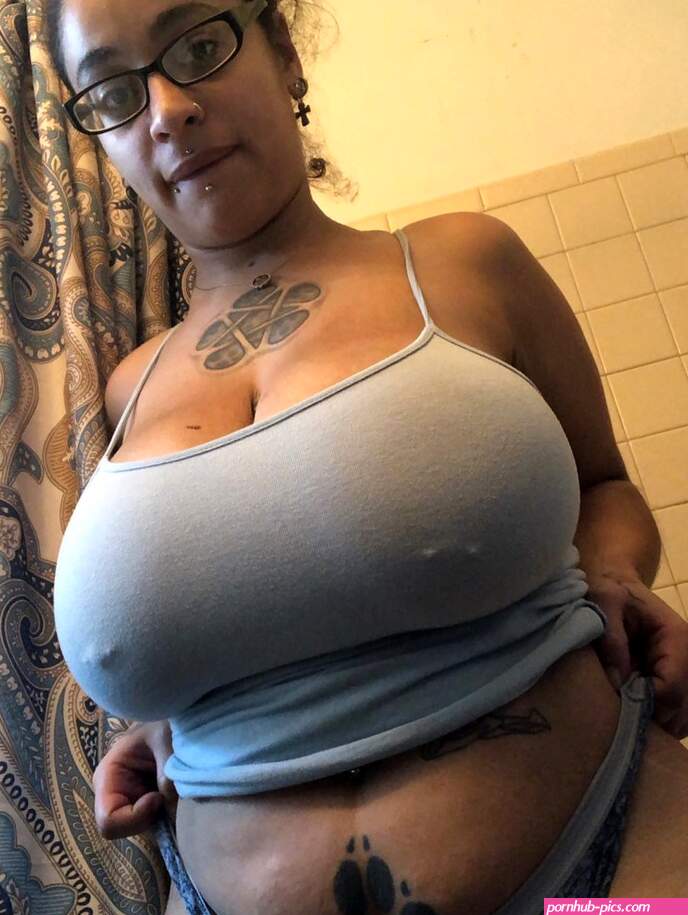 Subscribe to my naughty page at