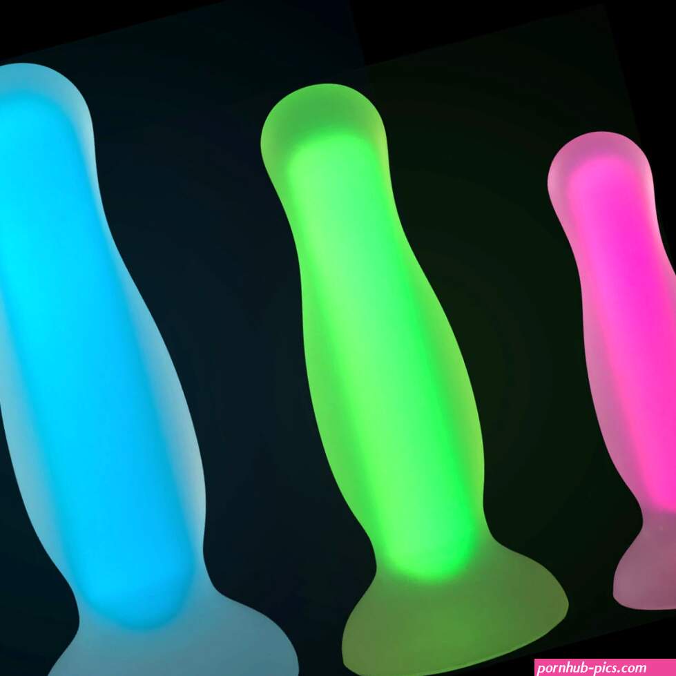 Fijne patronen Sinful Baseks Glow In The Dark Anale Dildo Set