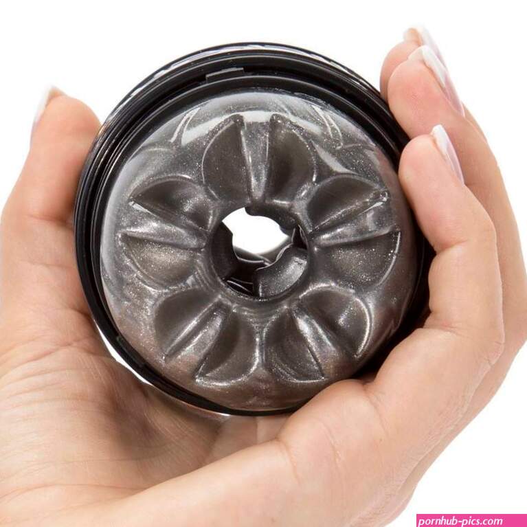 How to Jerk Off:18 Ways Men Can Masturbate That Feel Amazing