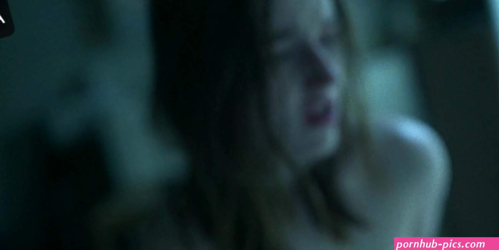 Kaitlyn Dever Sexy scenes in Unbelievable