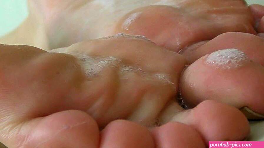 Soles spitting: Eporner Lesbian Fetish Porn