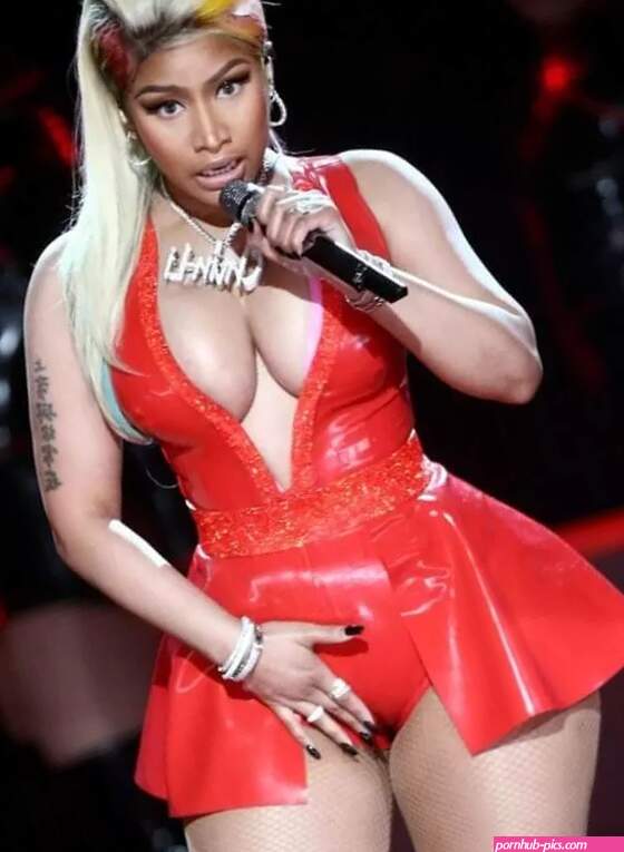 Nicki Minaj Porn Video of Her Pussy Being Sucked
