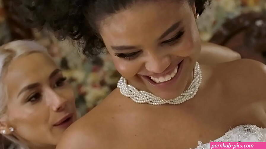 BRIDE4K. Threesome Detour. Hot sex with Veronica Leal Selva Lapiedra