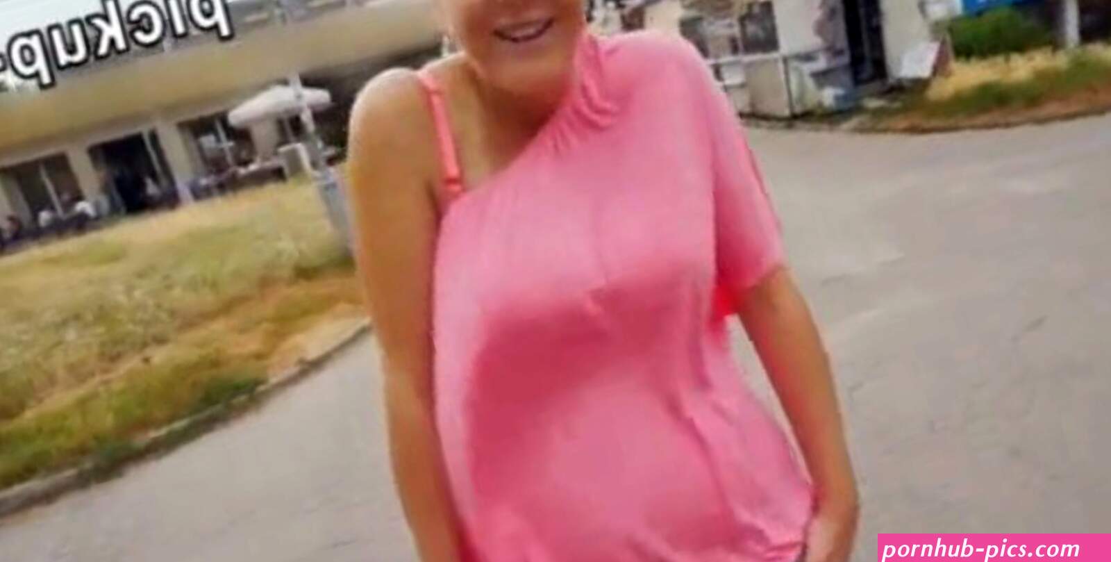 Euro Slut Fucked In Exchange For Money In Public