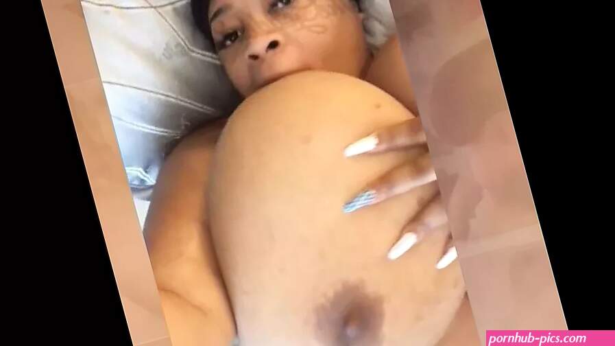Yella Fans Exclusive: Girl Masturbating Girl Masturbating Porn feat. Mandy Rivers