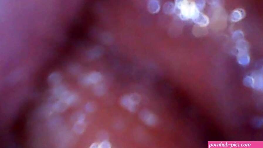 Ik stopte een camera in mijn vagina om mijn baarmoederhals te krijgen POV