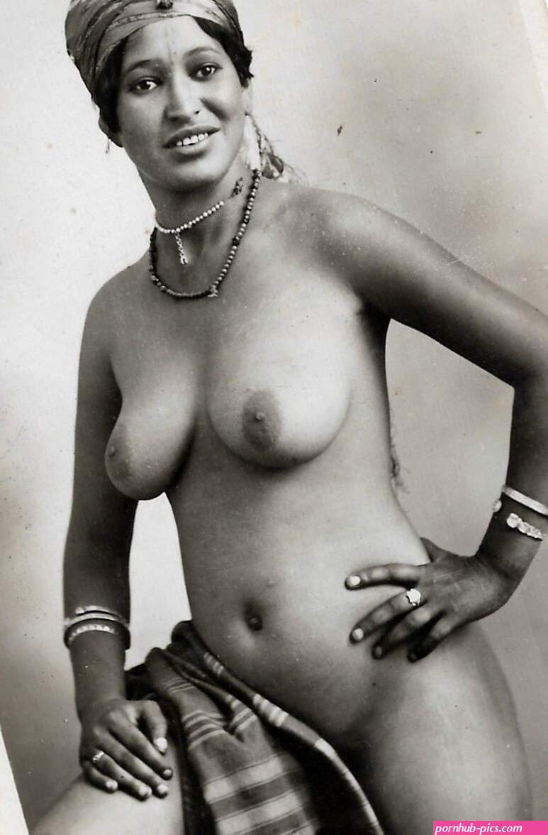 North Africa nude arab Egyptian Woman ethnic original early 1910s Real photo
