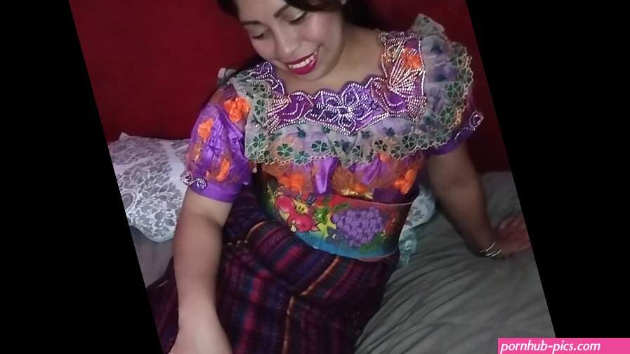 Chapina de corte es folla da por el amigo de su novio