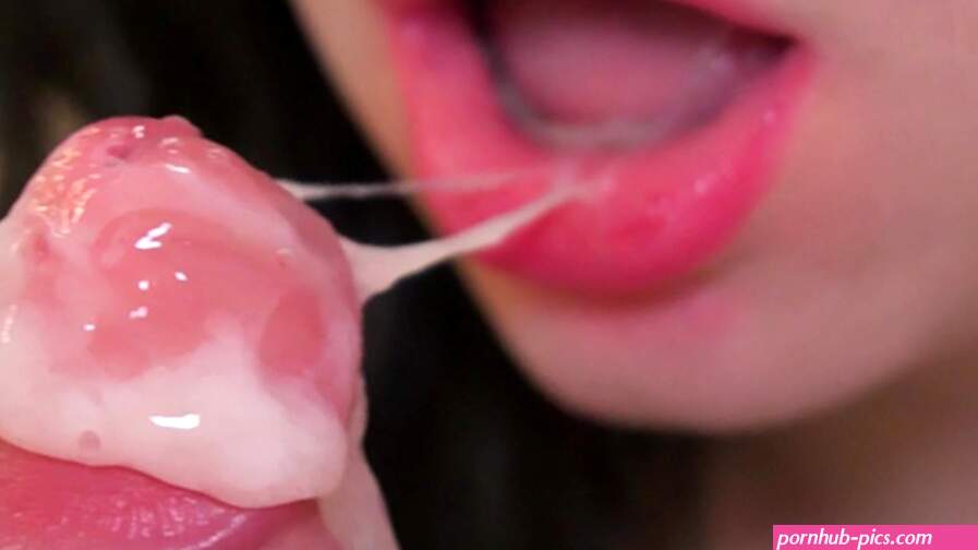 Slow blowjob close up Cum in mouth
