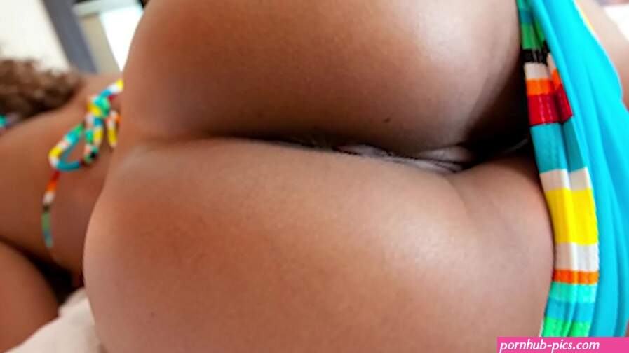 Black babe with a big round ass gets nailed