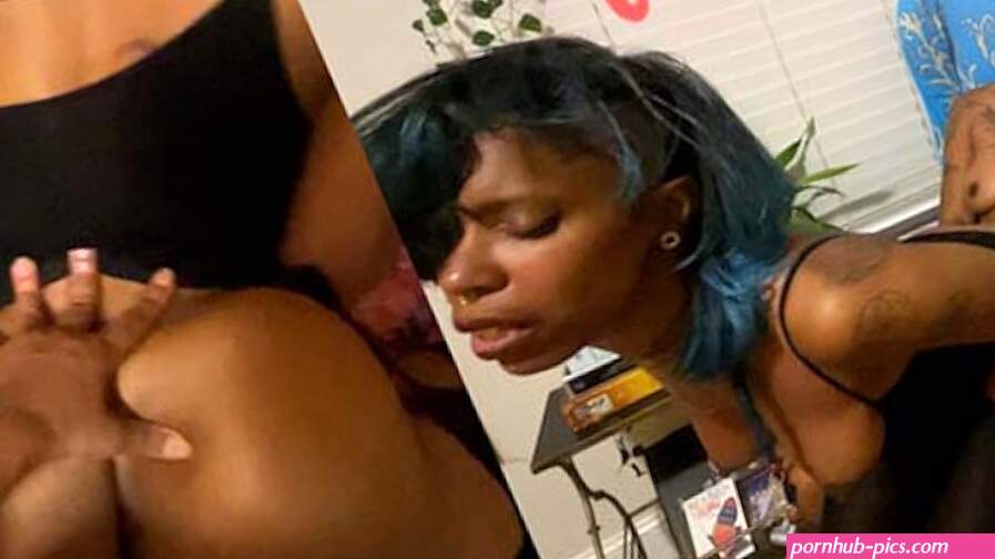 Amateur Black Lesbians Strap-On Fucking
