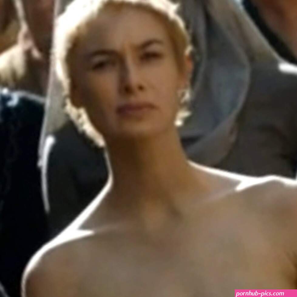 You Wont Believe What This GoT Fan Did to Lena Headey