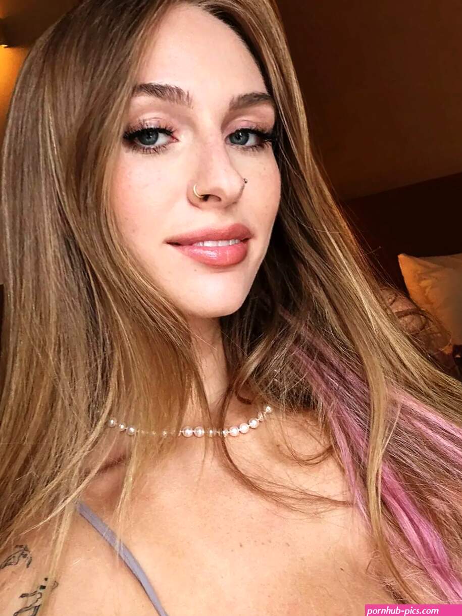 Top sexy selfies Creators and Influencers