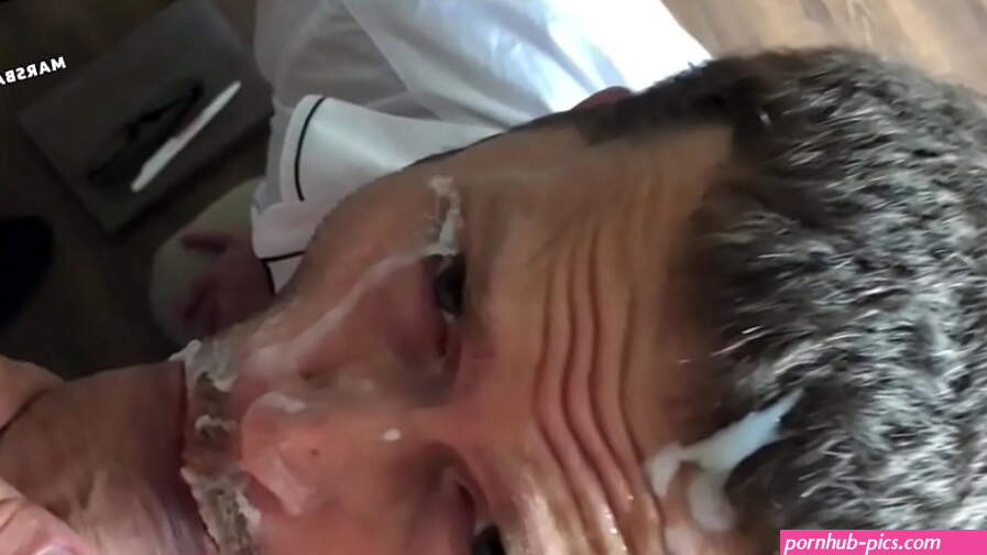 Gay blowjobs for monster cocks and the best Gay Facial big cumshots cum on face