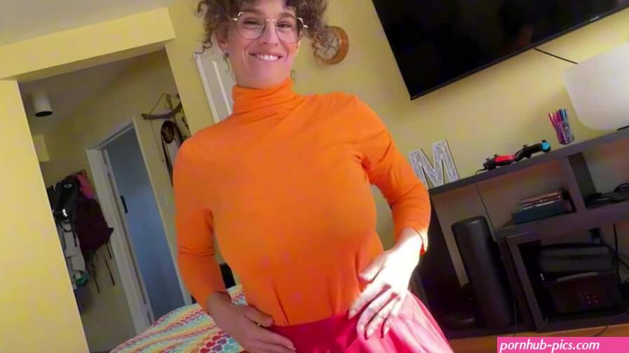 Best Friends Mom Fucks Around With Your Dick