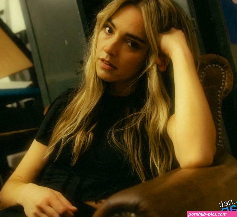 Katelyn Tarver Nude OnlyFans Leak Picture 93DQzxrFar