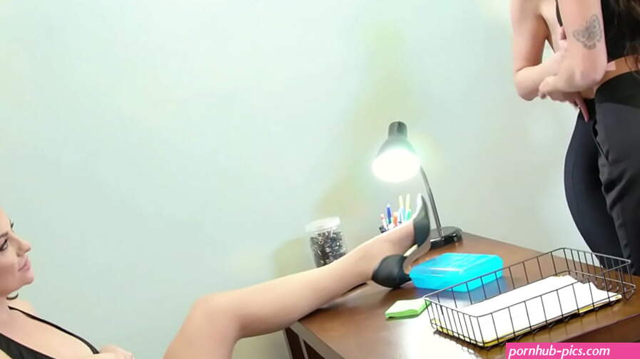 Office Lesbian Threesome