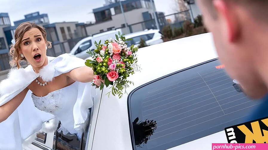 BRIDE4K. The Wedding Limo Chase