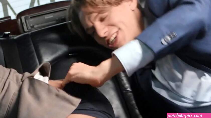 DrillMyHole: Enzo Muller and Leo Louis Fuck in Limo
