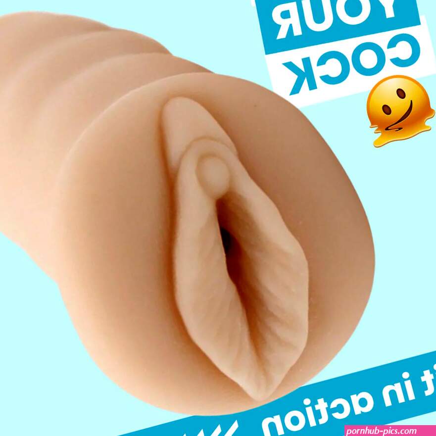 Realistic Pussy Masturbating Sleeve