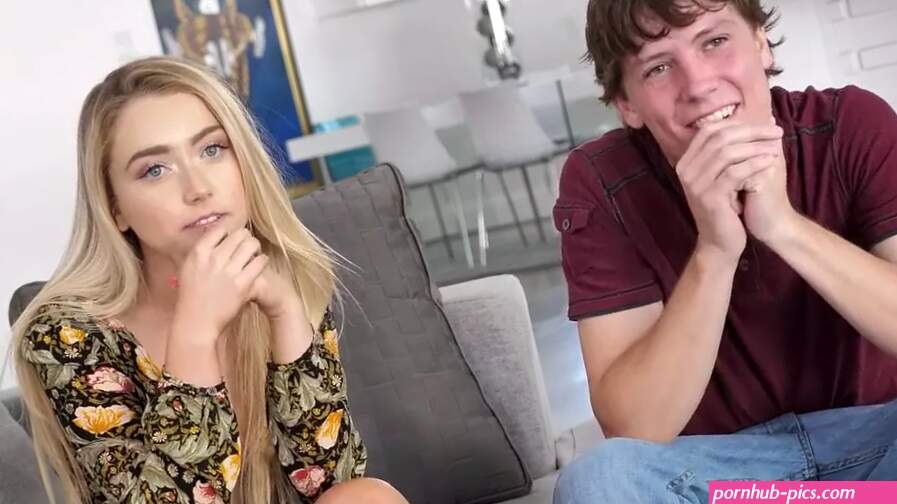 Banging my step sister at our very first hookup