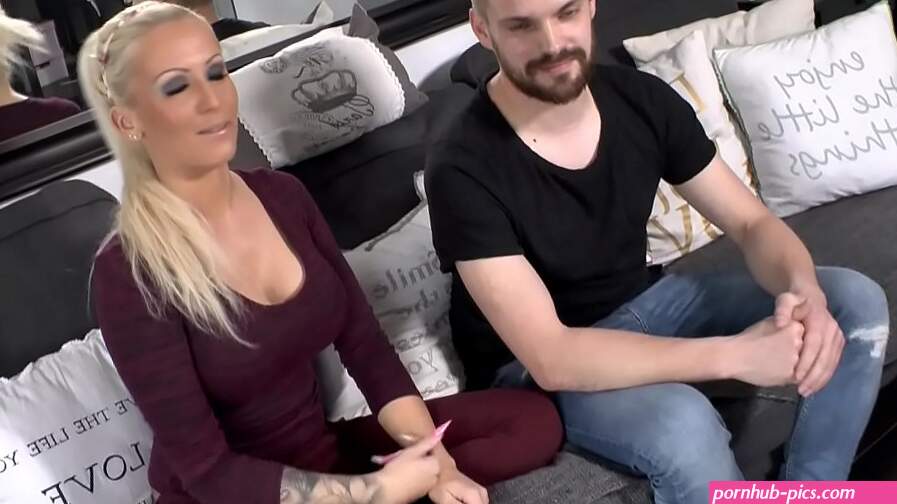 Tight Tini beim echten Usertreffen Sex mit Phil von Scout69 Deutsch