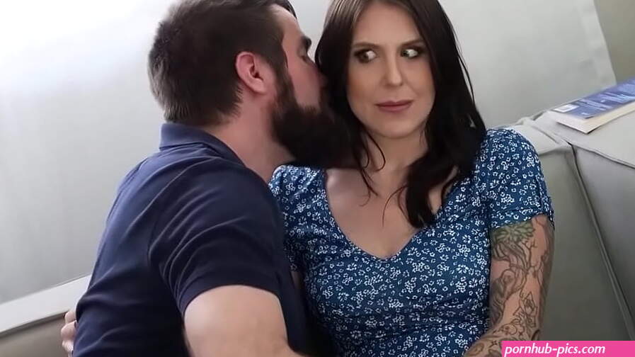 Bored Wife Trying Anal For The First Time and She Loves It