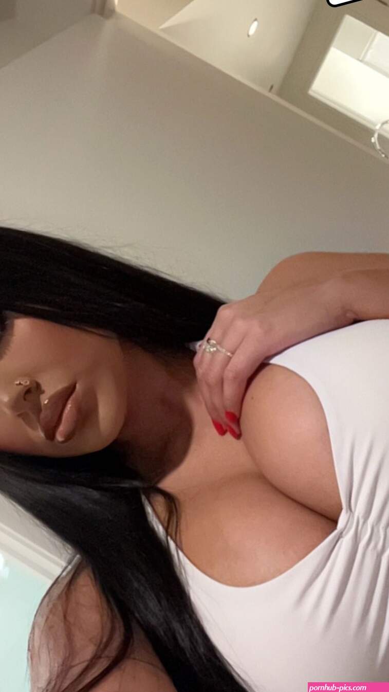 Omgjasmin Nude OnlyFans Leaks