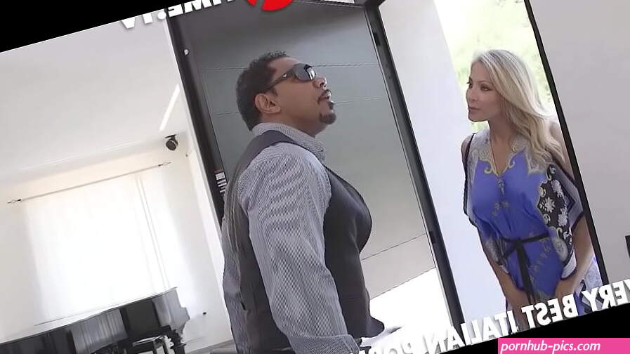 Vittoria Risi have anal sex with piano teacher