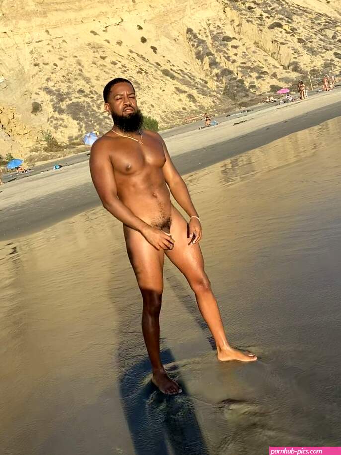 A Naked Black Guy nakedblackguy Posts X