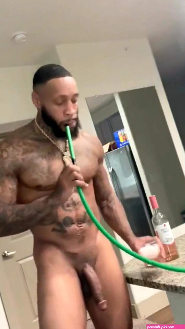 Naked: Nude black man