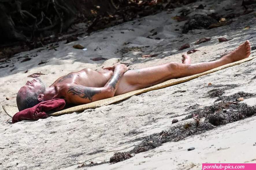 Paul Gascoigne sunbathes completely naked on reality show Celebrity Island
