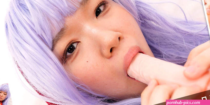 New Cutie Mami Kawai Puts A Dildo In Her Pristine Pussy VR Porn Video