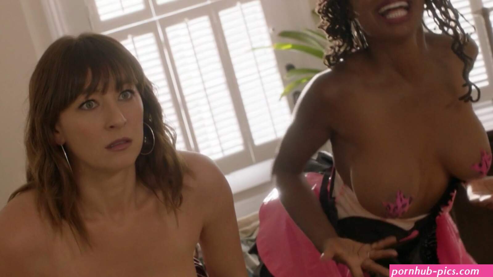 Nude Pics of Shanola Hampton and Isidora Goreshter Porno fotos XXX pics Sex Beelden 3646059