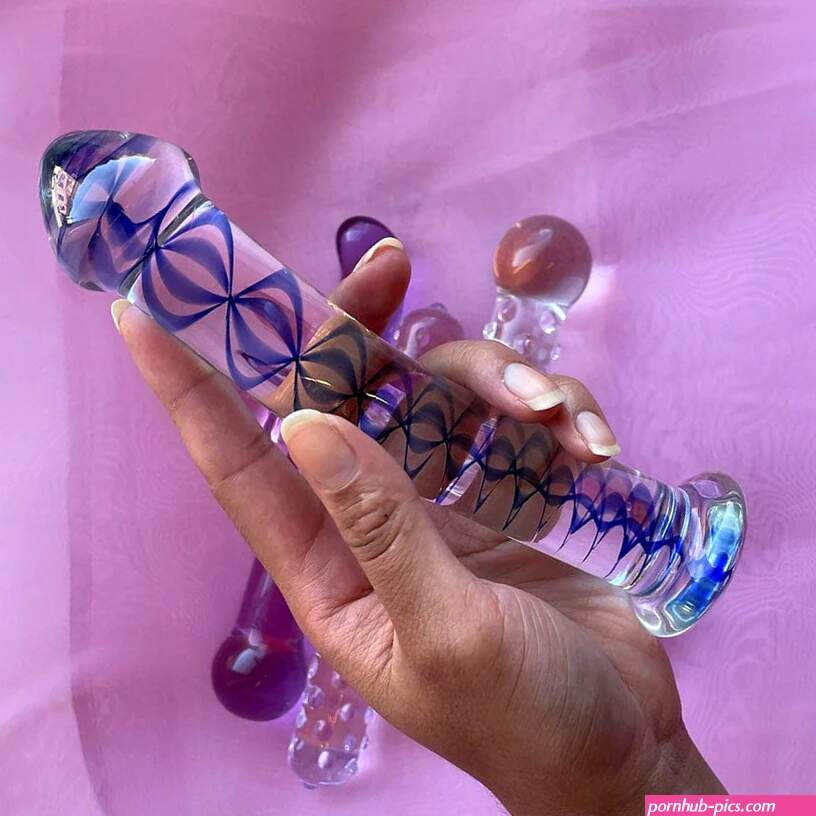 Glass dildo NO. 4