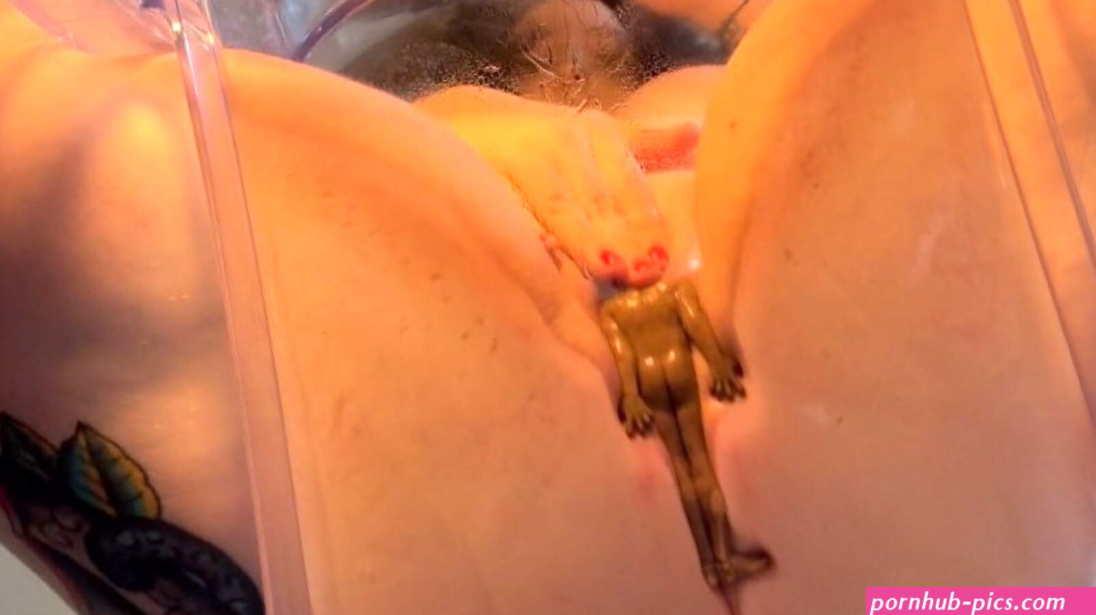 Giantess GF Pussy Vore- Using Your Body to Make Me Squirt