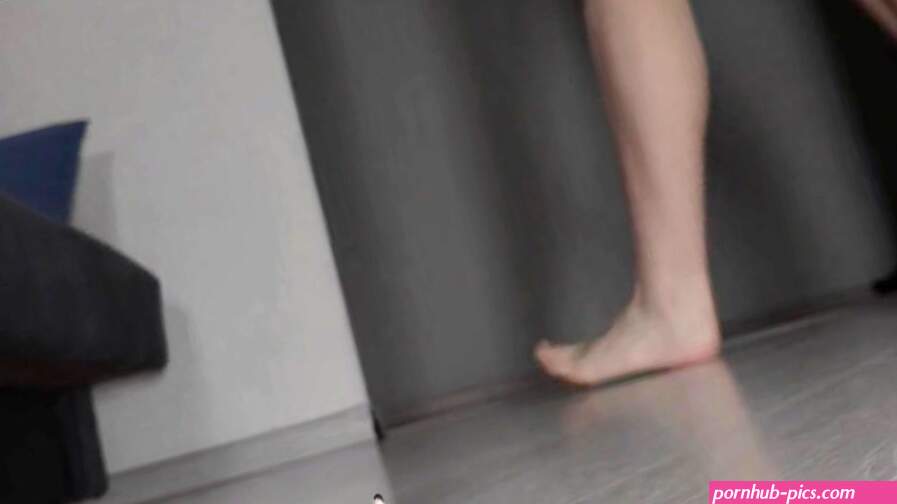 Giantess Squirt: Tiny Man Soaked Porn Videos