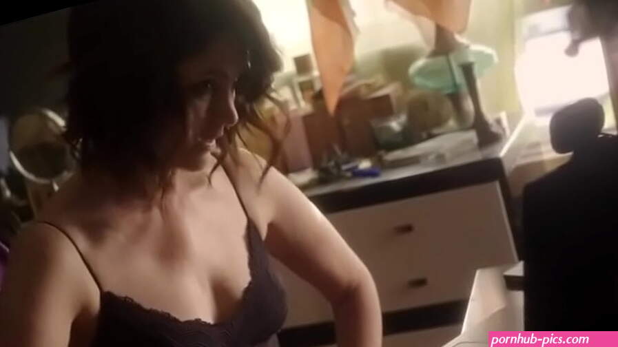 Joanna Going Showing Tits on Webcam in Kingdom