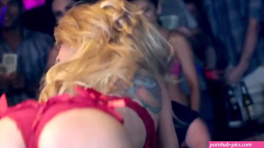 Mindy Robinson :: Celebrity Movie Archive