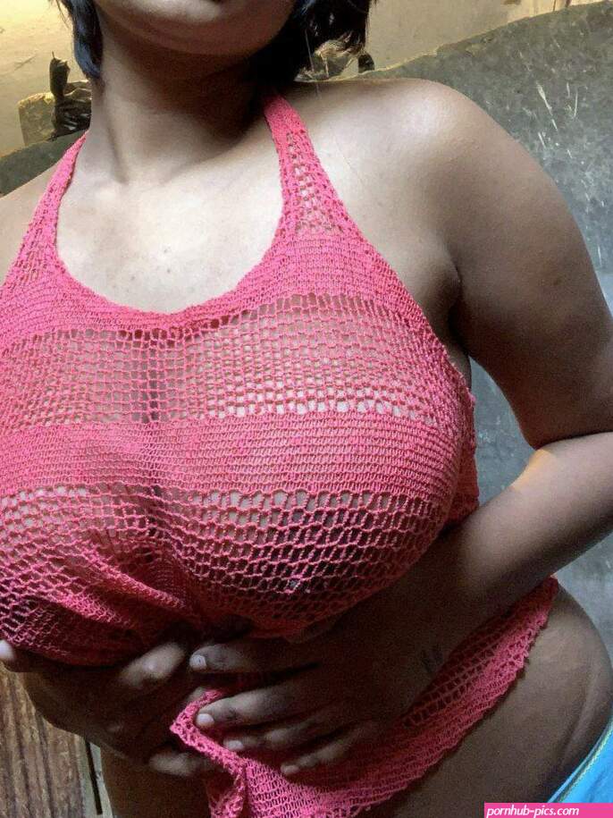 Retweet for nude version