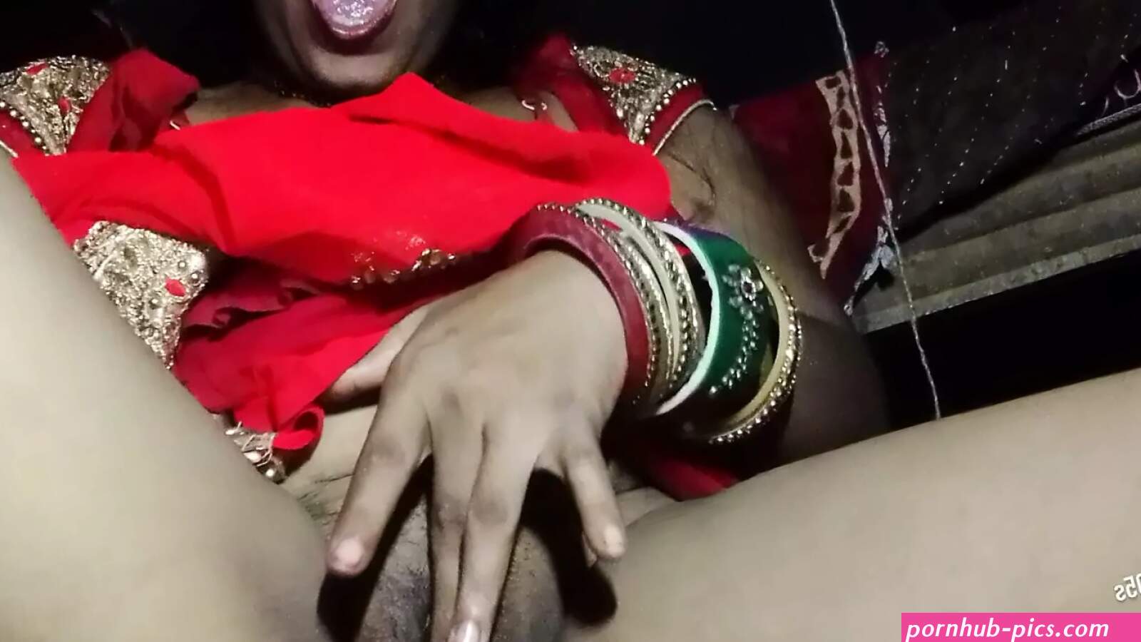 Gratis Indian Red Saree Sex 720p HD pornovideos