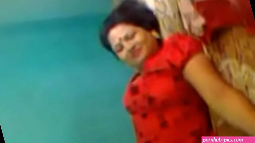 indian man fucking sexy sali pussy in red saree in home