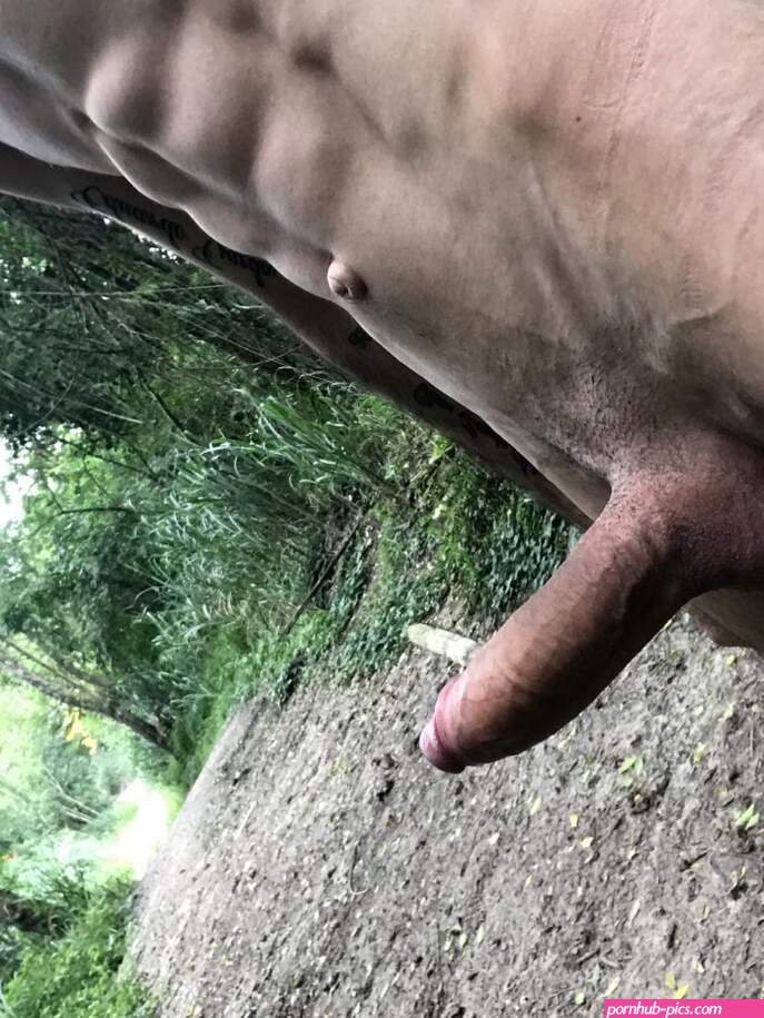 Masturbating on the road to run