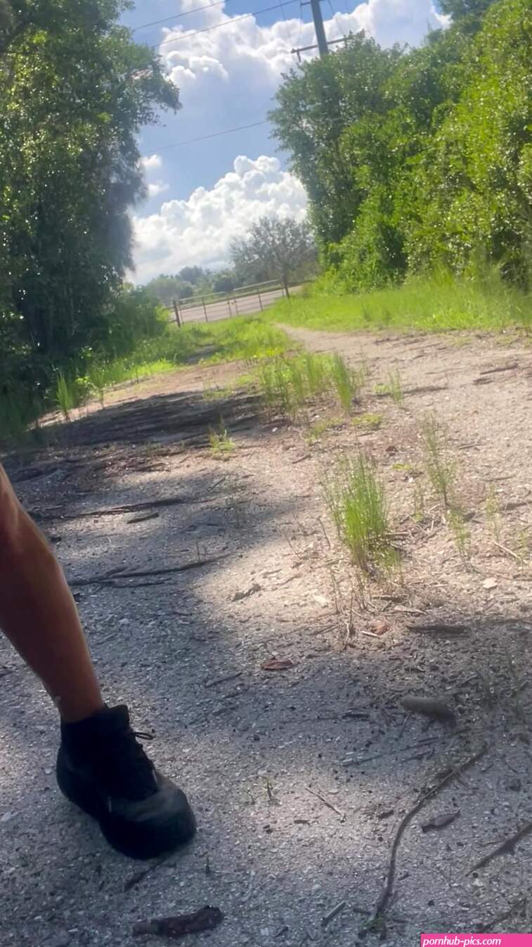 Masturbation by a Busy Road: American Gay Asian Asian Porn