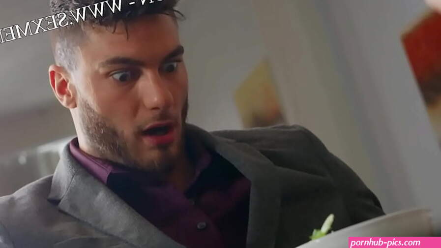 Chef At Home MEN William Seed Ashton Summers watch full at www.fron